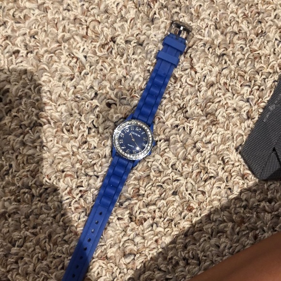 Watch - Picture 2 of 2